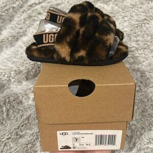 Toddler Fuzzy UGG slides